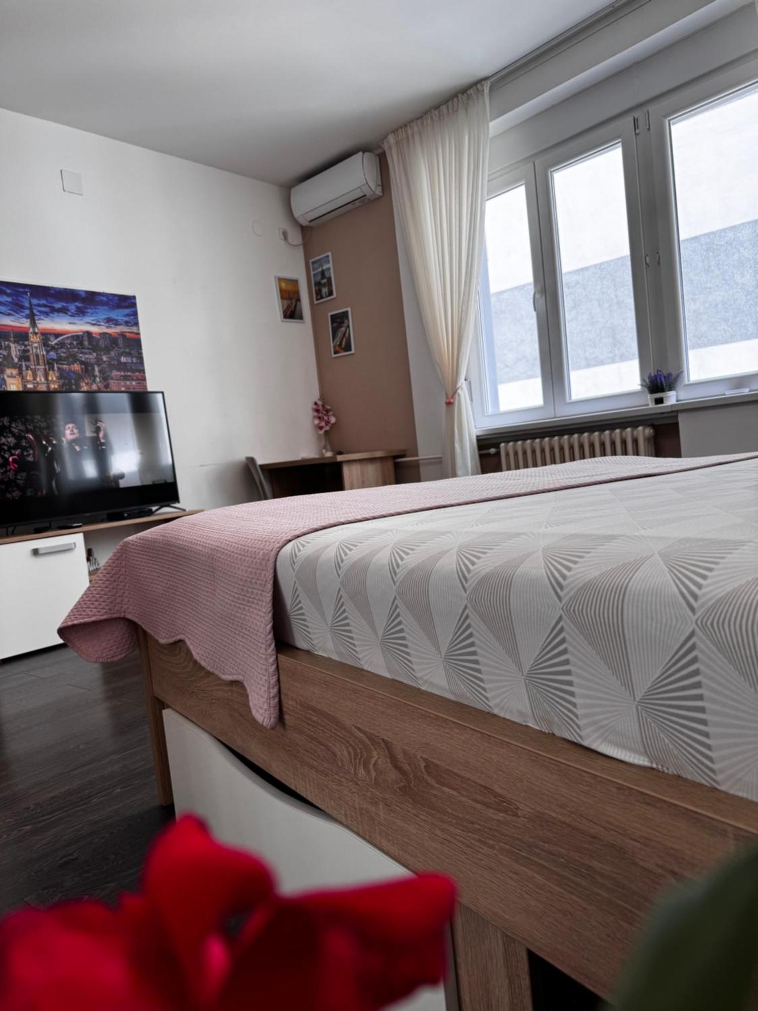 Post Apartmani A-1 Novi Sad Dış mekan fotoğraf